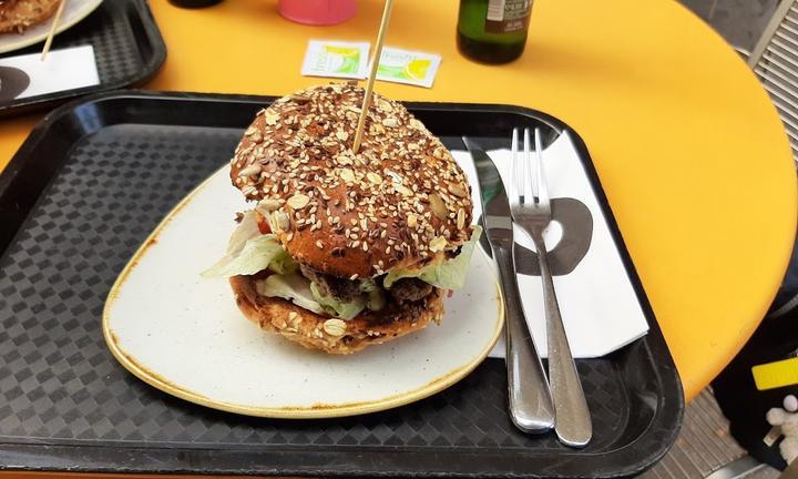 Lindenblatt Burger-Bar